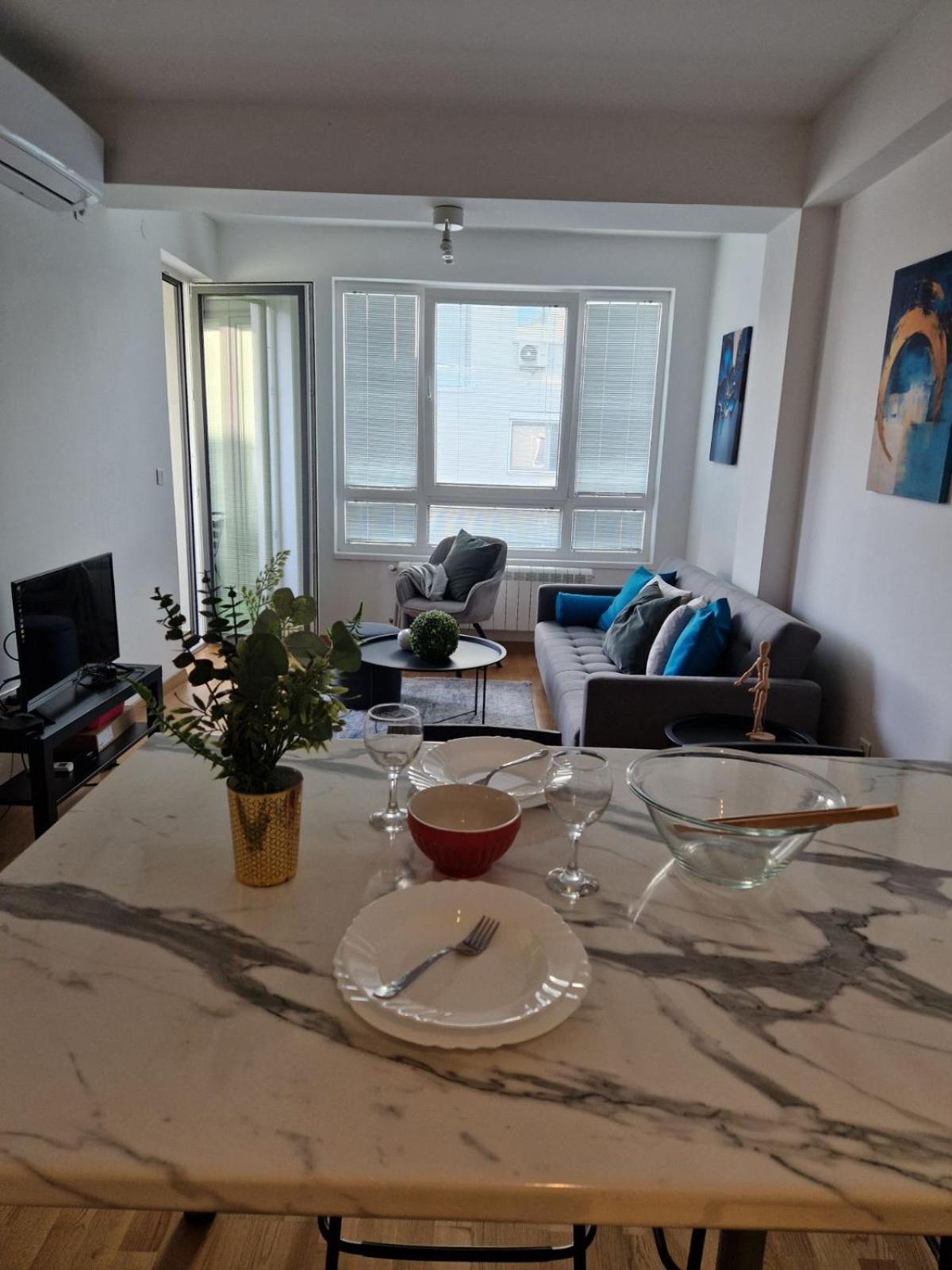 Kamche Lux Apartment スコピエ エクステリア 写真